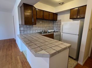 6250 N Kenmore Ave #208, Chicago, IL 60660