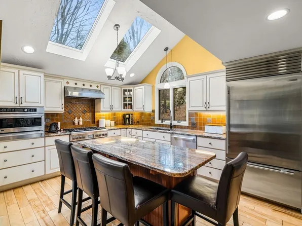 79 Sampson Rd, Bolton, MA 01740