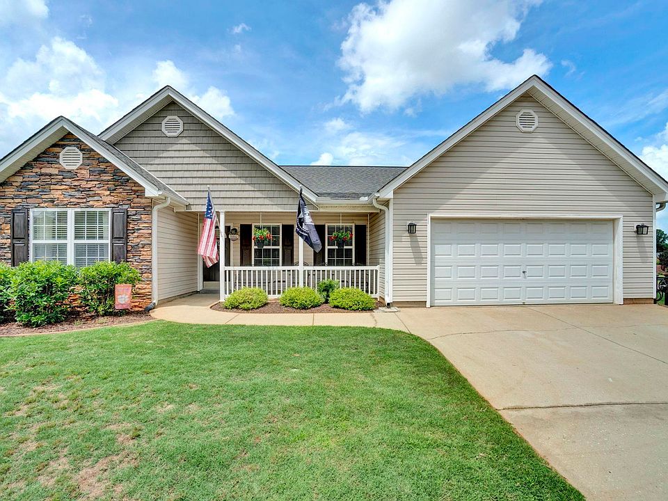 1st image of 11 Granite Woods Way