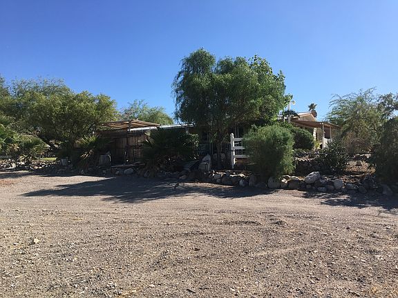 2nd image of 1404 Luna Ln