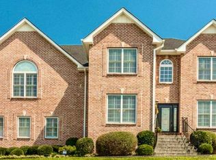 123 Cedar Ridge Ln, Hendersonville, TN 37075
