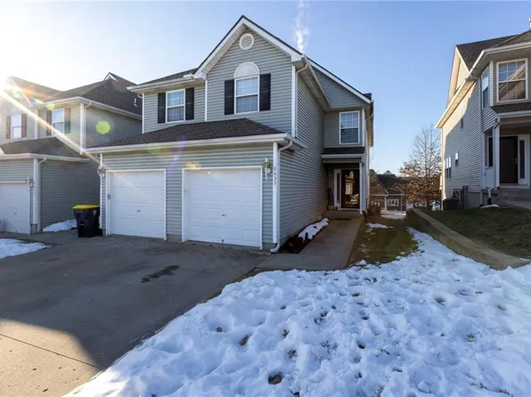 8635 NE 97th St, Kansas City, MO 64157