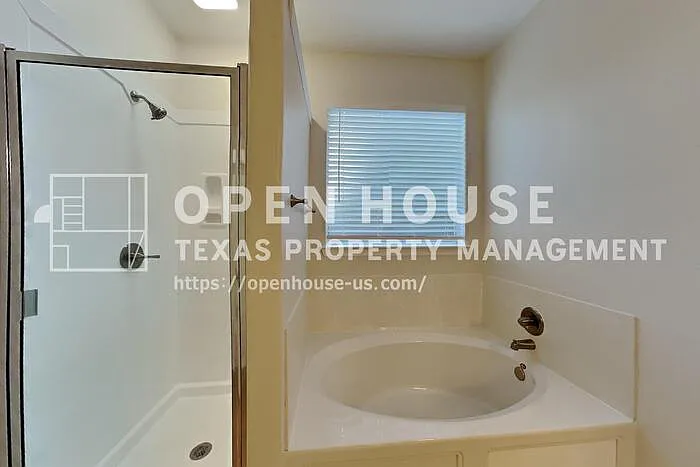 17906 Magenta Springs Dr — Photo 11