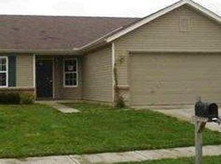15 Deer Creek Dr, Amelia, OH 45102
