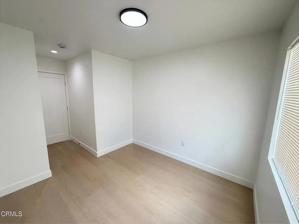3 bed, 2.0 bath, 798 sqft, $2,500 — Photo 4