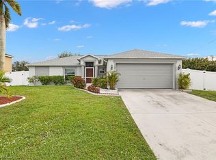 326 SW 19th Ln, Cape Coral, FL 33991