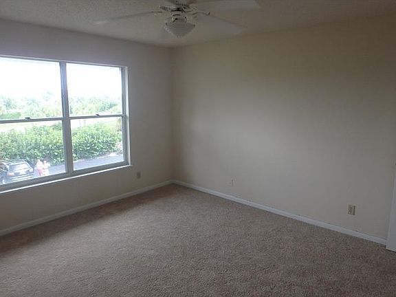 2nd image of 6000 Boca Grande Cswy #D