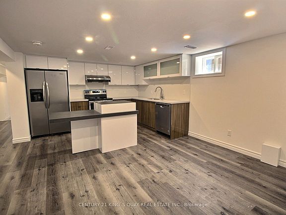 3rd image of 1763 Bayview Ave #Basement