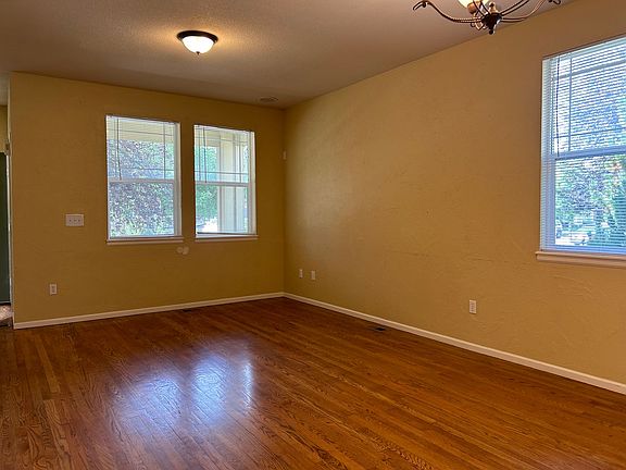 5th image of 3902 Galileo Dr APT B
