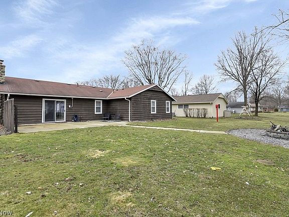 2nd image of 5047 Shady Moss Ln