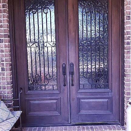 5th image of 2304 Fair Oaks Dr