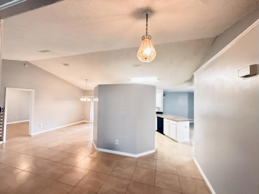 11836 Newchapel Ct — Photo 4