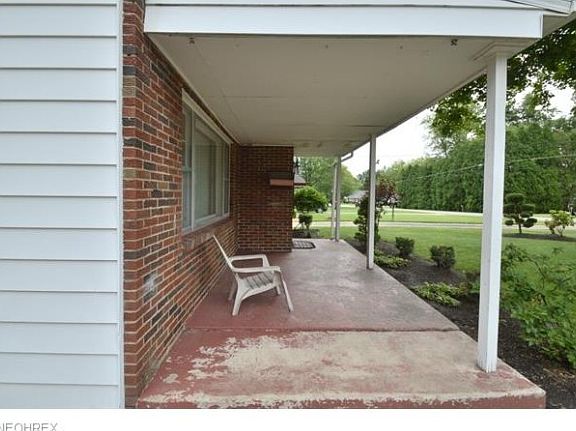 2nd image of 264 Aylesboro Ave
