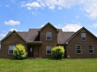 4967 Walden Rd, Greenbrier, TN 37073
