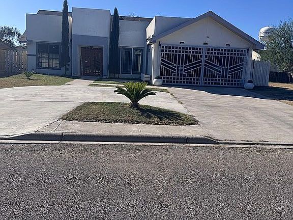 4th image of 2510 E Q Ave