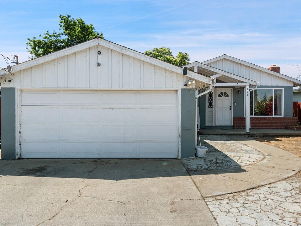 1st image of 2547 Hazelwood Way