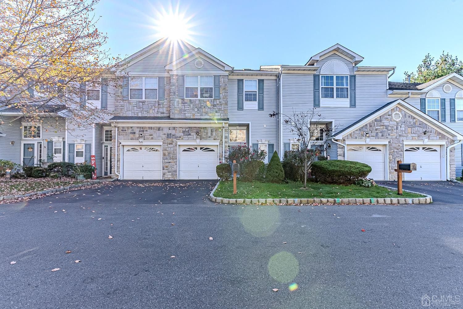 55 Rozalyn Ln, Laurence Harbor, NJ 08879 Zillow