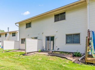 10658 Hummingbird St NW, Coon Rapids, MN 55433