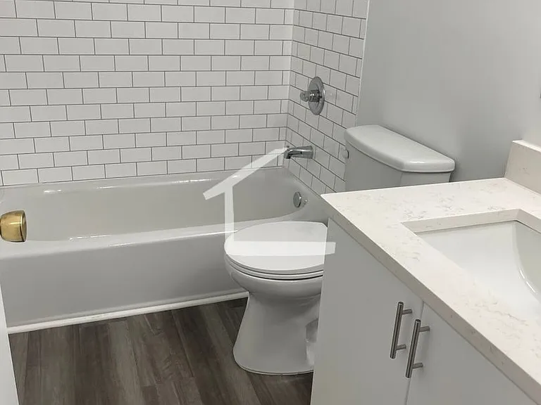 51B Hill Rd #A502 — Photo 9