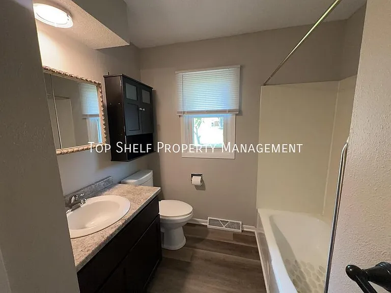 5234 Jennifer Dr — Photo 8