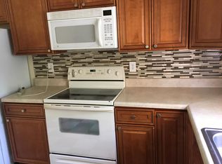 1084 Florence Rd, Lake Worth, FL 33462