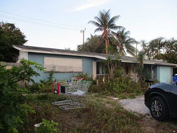 3rd image of 316 SE 10th St