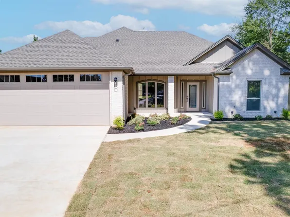 1507 Commanche St, Longview, TX 75605