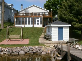 W352N6468 Road J, Oconomowoc, WI 53066