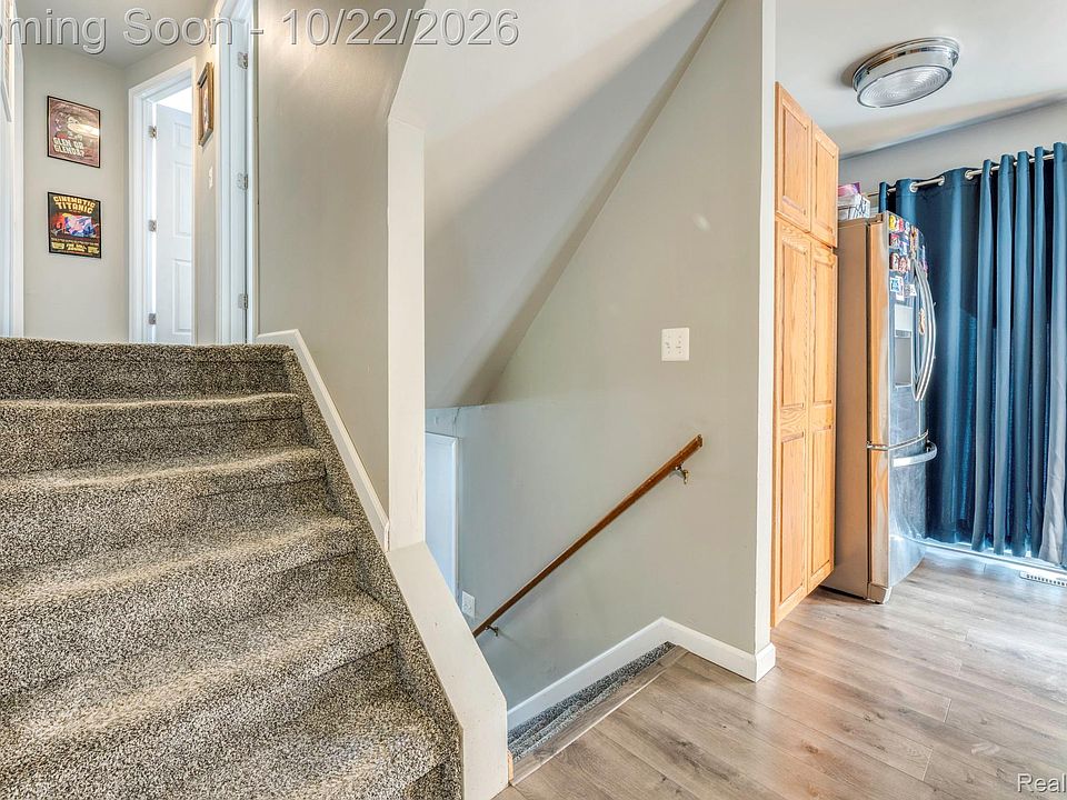 277 Manor Park Dr, photo 10