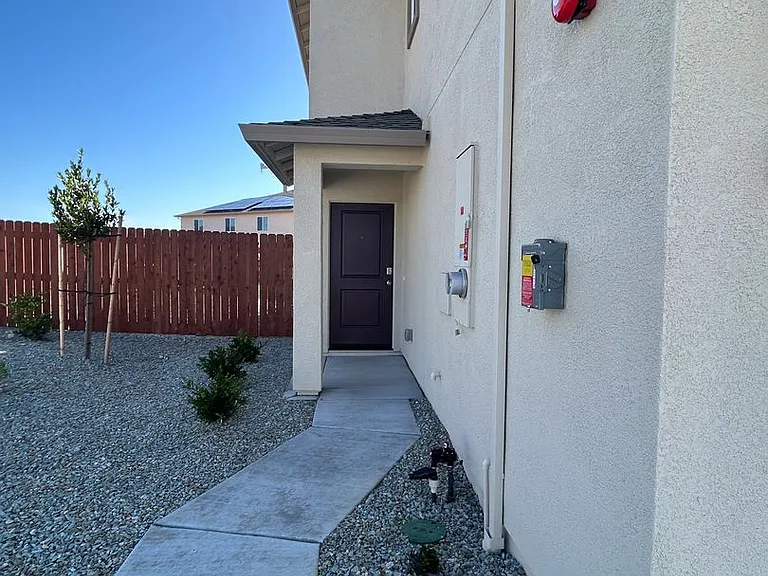 805 Congaree Ln — Photo 14