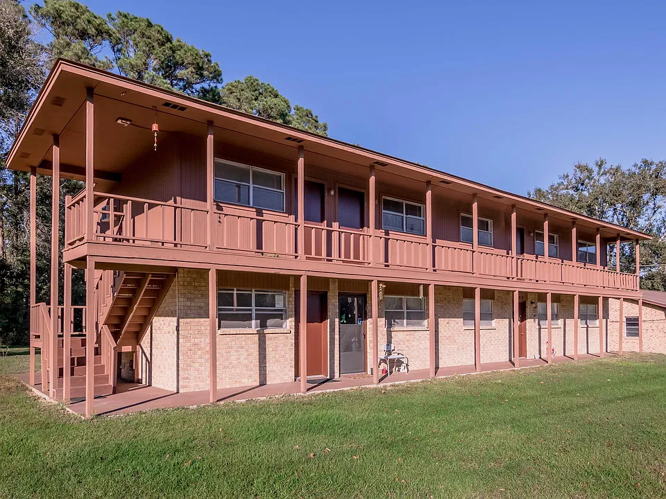 120 McAdams Ln