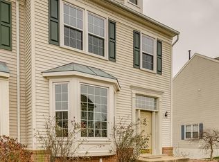 7011 Fieldhurst Ct, Alexandria, VA 22315