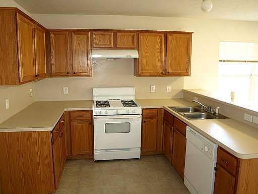 5th image of 19030 Larkspur Hills Dr