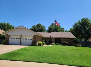 2612 Summer Field Ave, Ponca City, OK 74604