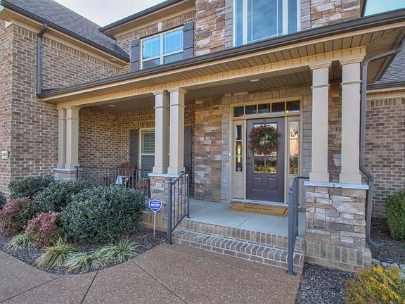 5th image of 2740 Avington Ct