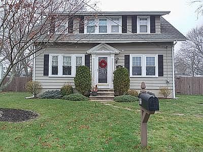 1st image of 84 Sweet Meadow Dr