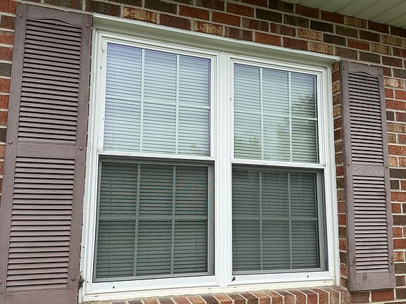 3rd image of 514 Gloucester Ct