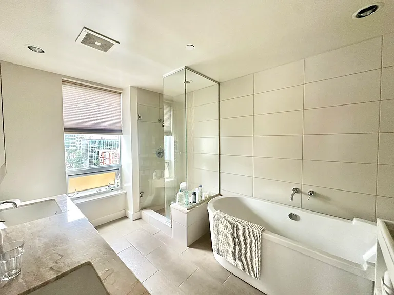 1277 Melville St #1202 — Photo 5