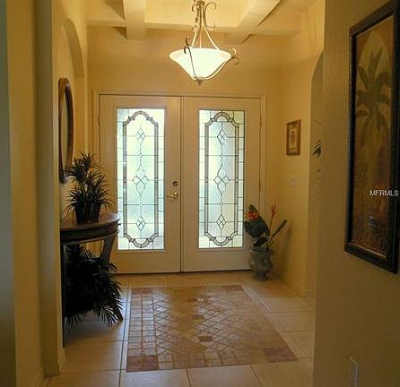 3rd image of 1033 Yosemite Dr