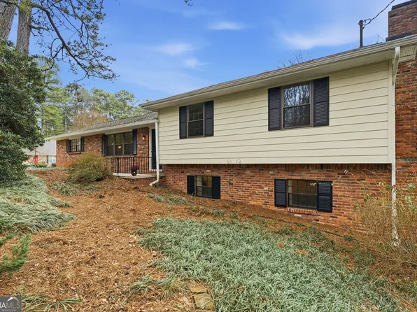 1362 Faraday Pl, Decatur, GA 30033