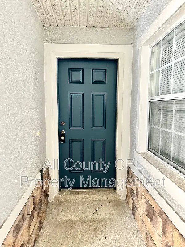 Amber Pointe — Photo 4