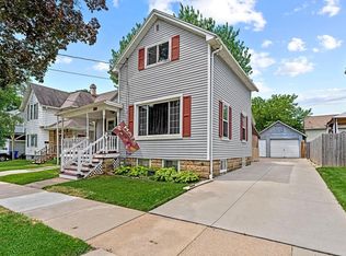 915 N Durkee St, Appleton, WI 54911