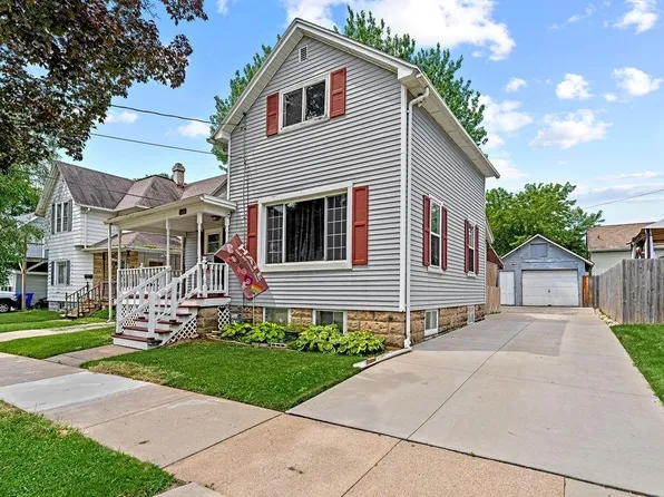 915 N Durkee St, Appleton, WI 54911