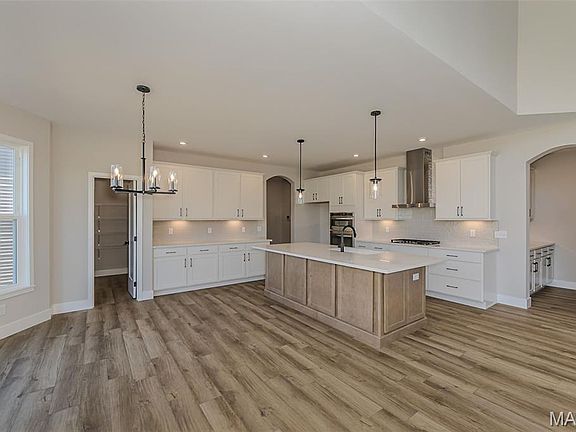 6th image of this home