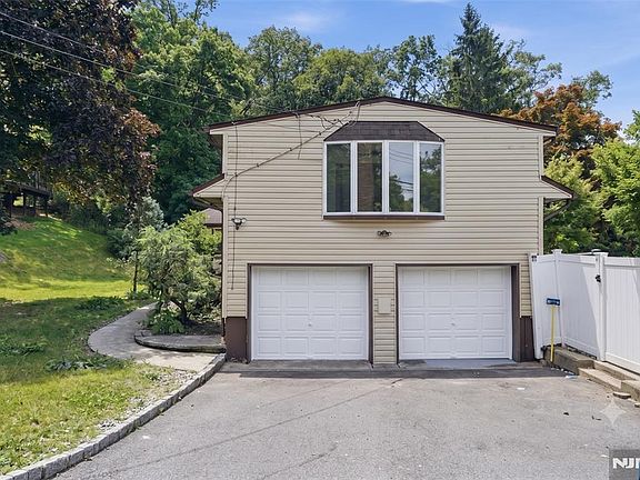 2nd image of 171 Wierimus Ln
