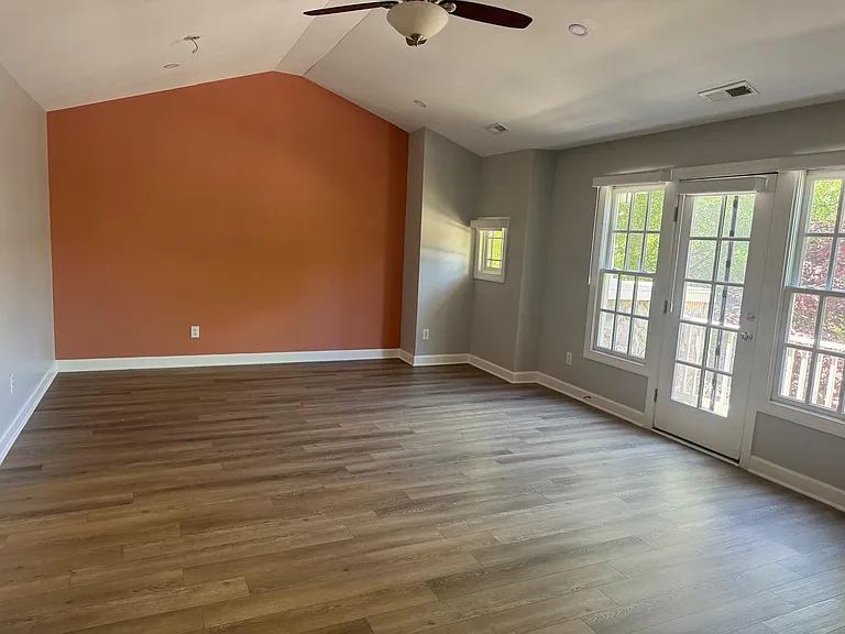 1637 Legendary Ln — Photo 9