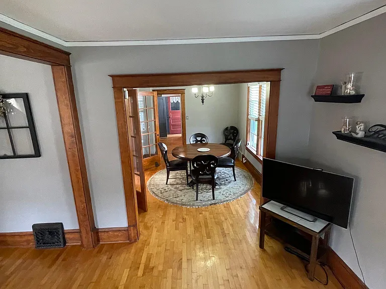 1120 W Harris St — Photo 6