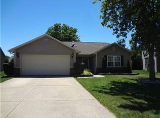 1215 Savannah Blvd, Shelbyville, IN 46176