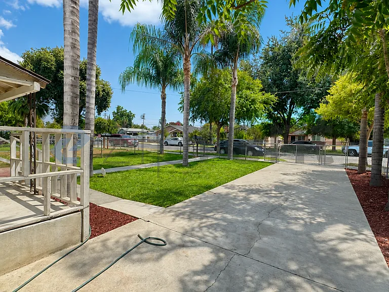 3945 E Madison Ave #1 — Photo 14