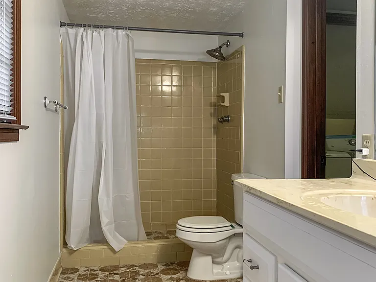 Vermillion Cir SW — Photo 6
